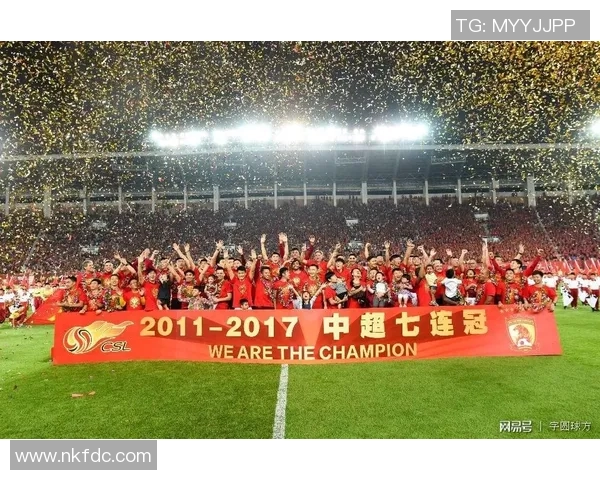 1998年法国足球明星的辉煌历程与世界杯夺冠背后的故事 1998年法国足球明星的辉煌历程与世界杯夺冠背后的故事